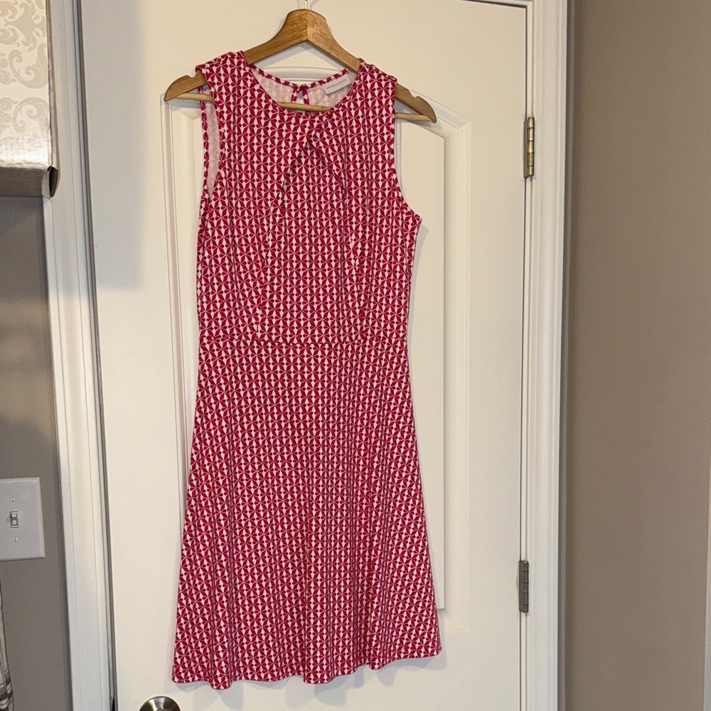 New York & Company Pink Geometric Fit & Flare Dress Size M